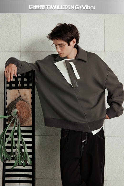 启世录TIWLLTANG“弦伸秩形”错位袢带卫衣 商品图5