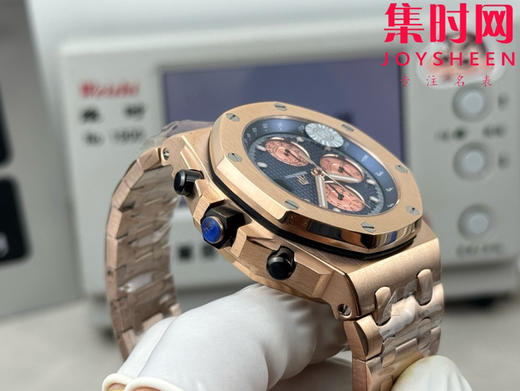 AP爱彼 OMF皇家橡树离岸计时系列 皇家橡树26238 男士腕表 12点位小秒盘，表盘尺寸是热门的42mm表径 商品图6