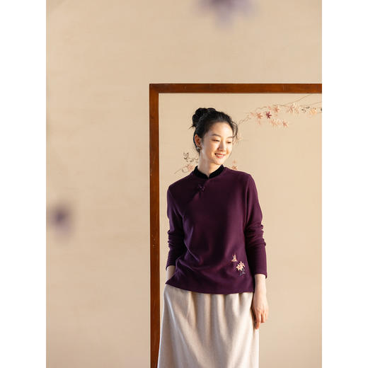 牧衣游原创 手工刺绣套头绒感T恤冬柔软百搭打底新中式上衣 丛轻 商品图3