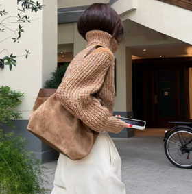 ROMI STUDIO 首饰袋 羊京绒头层牛皮大容量手提托特包RWCAP06482