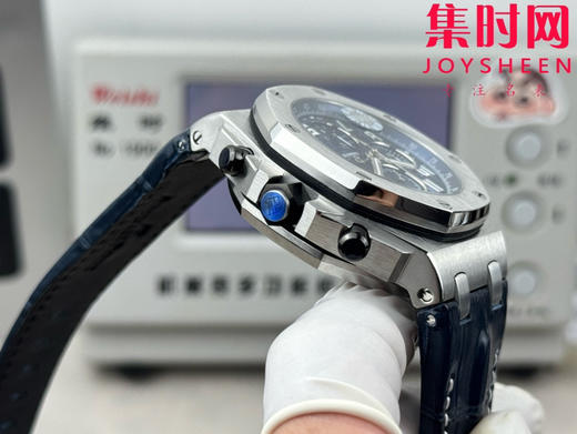 AP爱彼 OMF皇家橡树离岸计时系列 皇家橡树26238 男士腕表 12点位小秒盘，表盘尺寸是热门的42mm表径 商品图6