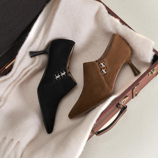 【静音系列】千百度细高跟时装靴女踝靴水钻扣饰短靴A25471666 商品图1