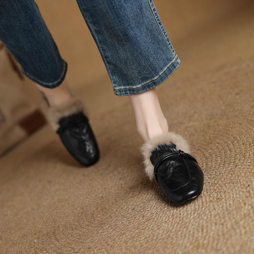 【预售5天】羊皮兔毛毛拖鞋女外穿秋冬英伦复古加绒保暖包头半拖鞋粗跟穆勒鞋NGMZR&7955 商品图4