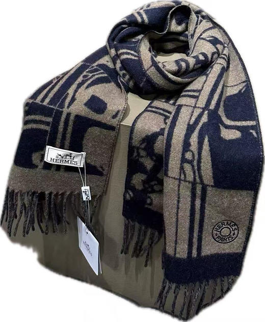 双面提花刺绣小围巾 商品图4