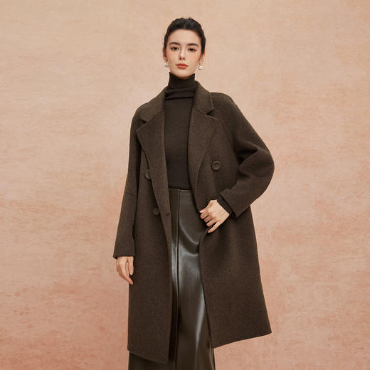 QH901斯尔丽25新款高支纯羊毛双面呢放松廓形设计感磨砂扣时尚大气大衣 商品图3