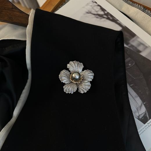 甄珠贝 chao奢华大溪地胸针 约14mm ji光面无瑕 秋冬配大衣chao赞的 商品图9