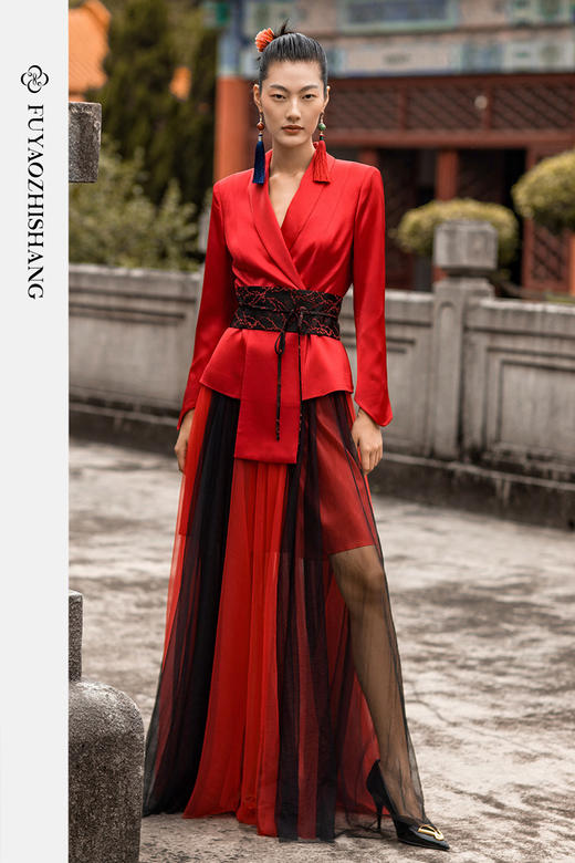 【定制款】红黑撞色西装外套女加长下摆两件套 定制款不支持退换 商品图5