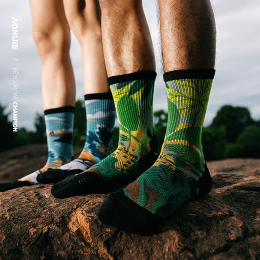 奥尼捷美利奴长筒羊毛袜户外登山徒步跑步袜加厚减震越野运动袜男女运动袜E4847 商品图4