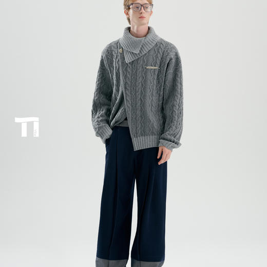 启世录TIWILLTANG“际叠塑形”交错翻领毛衫 商品图4