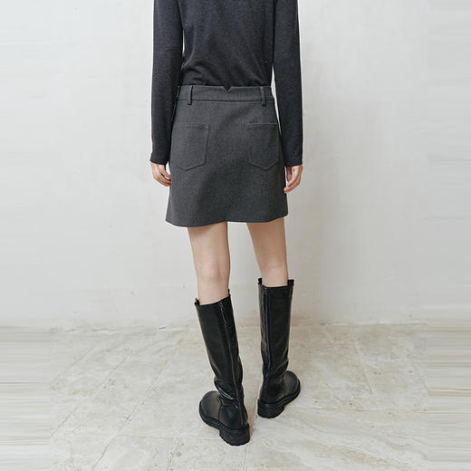 NEELLY纳俪商场同款冬季新款气质通勤半身裙女A字百搭简约短裙N25103E01075 商品图2