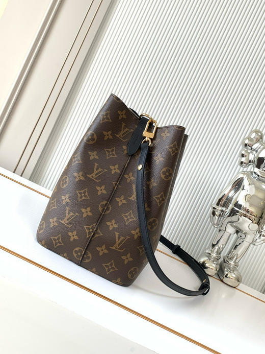 秋冬特惠💰1350 渠道级LV【全钢五金 MB163c01变码芯片】te级LV 全套包装 M44022老花粉 M44887焦糖色 M44021老花红 M44020老花红 本款 NéoNoé 水桶包 商品图1