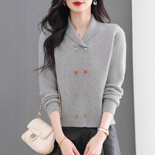 FQ86206 2025早秋新款翻领长袖针织衫宽松休闲上衣洋气外搭套头毛衣衫女 商品图2