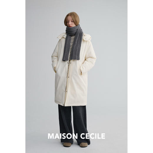 MAISON CECILE 90白鹅绒轻盈保暖厚实舒适过膝长款连帽羽绒服外套 商品图3