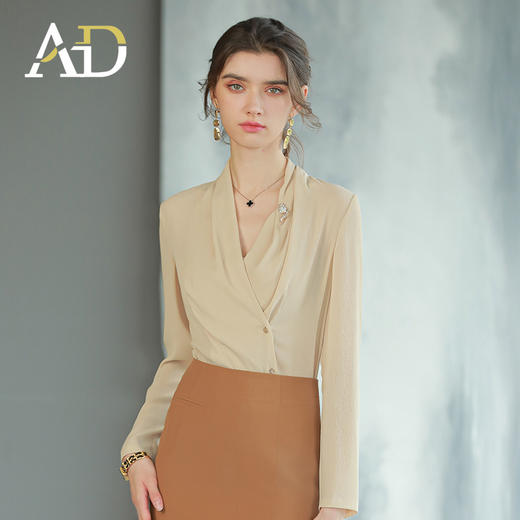 AD高级感别致漂亮小衫2022新款减龄衬衫上衣职业装气质女神范套装 商品图1
