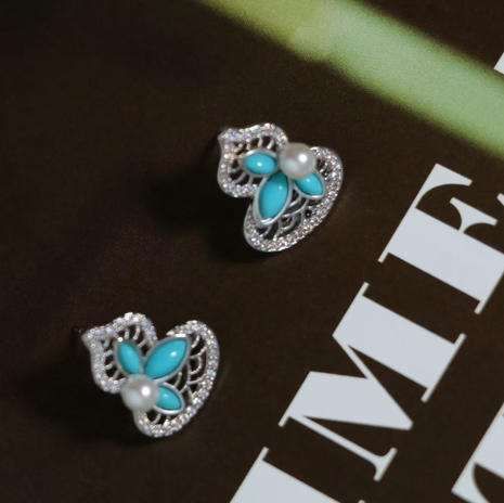 甄珠贝 福禄多多 葫芦耳钉 淡水正圆约4mm ji光无暇 人工绿松点缀 925银针 商品图3