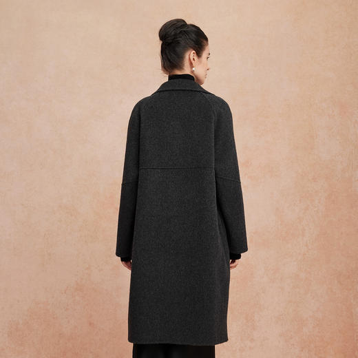 QH901斯尔丽25新款高支纯羊毛双面呢放松廓形设计感磨砂扣时尚大气大衣 商品图10