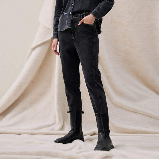 谜底牛仔裤九分裤2025冬季新品复古纹理原创印花加厚女254MJ1504 商品图1