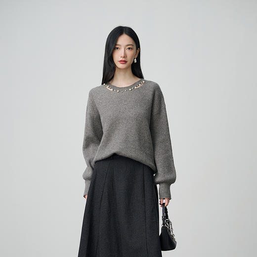 NEELLY纳俪商场同款冬季新款设计感休闲圆领毛衣女亲肤随性针织衫N25104A06608 商品图3