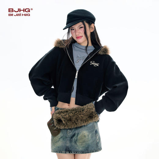 BJHG不计后果短款连帽卫衣女款冬季2025新款紧身休闲绣花开衫外套 商品图1