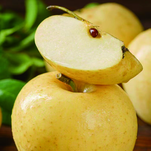优选丨维纳斯苹果 山东产地直发 色泽香浓 脆甜多汁 京东快递包邮  特殊商品一经发出 不支持拦截快递以及七天无理由退换货 商品图3