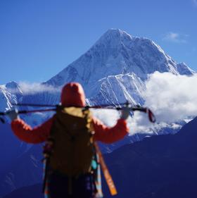 德国deuter足迹🏔️，轻装出行首选！多功能设计，背上它去徒步山野吧🌲💪