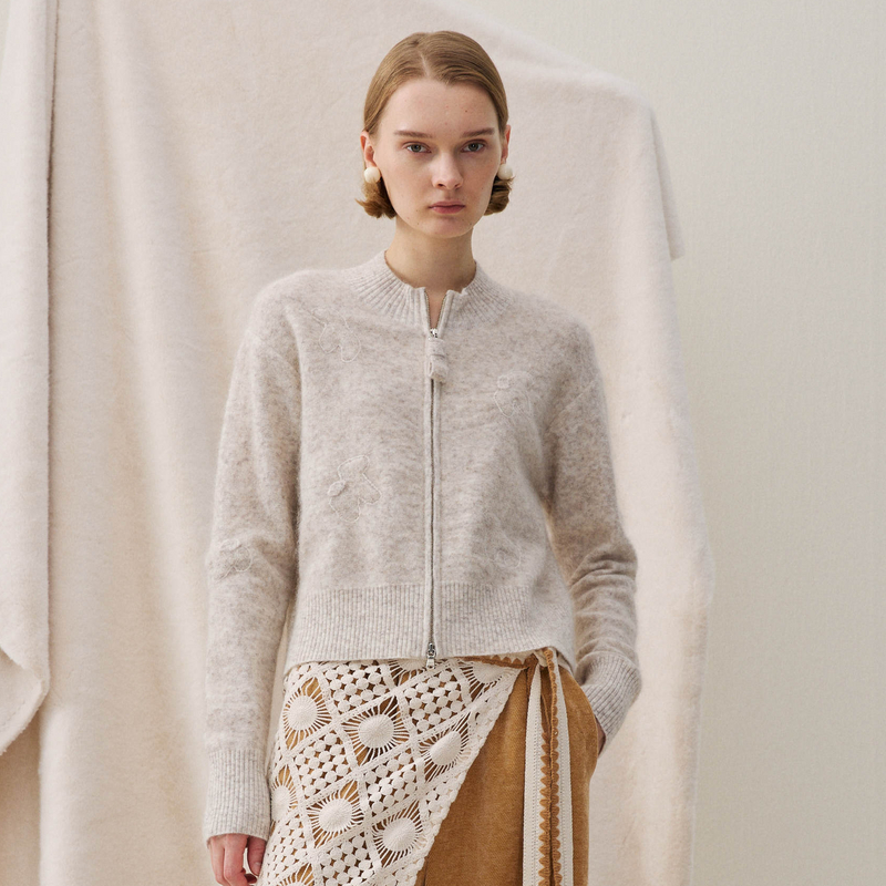 谜底拉链针织开衫长袖2025冬季新品减龄百搭圆领修身女254MZ1880