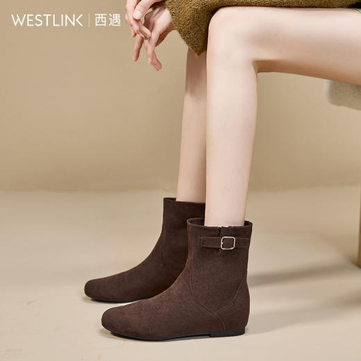 西遇平底短靴女新款秋冬复古绒面皮带扣马丁靴黑色圆头瘦瘦靴V2157196 商品图1