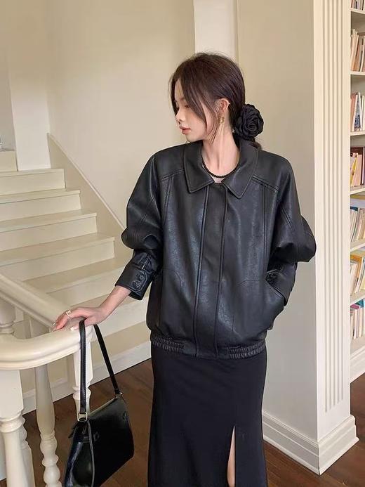 原价300+【秋上新】设计师休闲机车风高级感翻领皮衣PU外套-喜出 商品图1