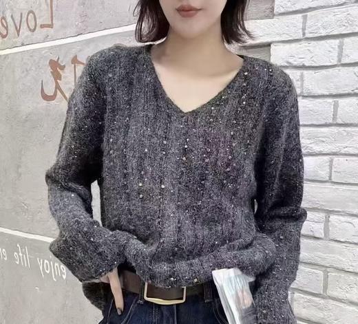 BC渐变钉珠V领毛衣 商品图7