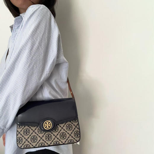 【明星同款】Tory Burch汤丽柏琦ROBINSON豆腐包斜挎包152306 -w 香港直邮+礼盒礼袋  清关约7个工作日 商品图5