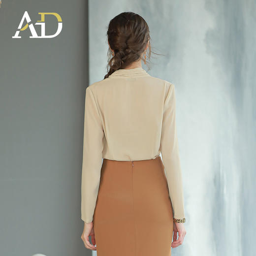 AD高级感别致漂亮小衫2022新款减龄衬衫上衣职业装气质女神范套装 商品图4
