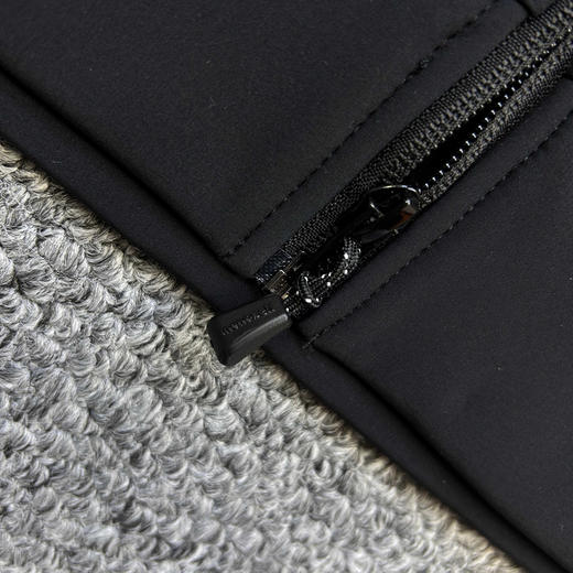 原单正品 mont.bell蒙特男士秋冬户外防风防泼加绒保暖立领软壳夹克外套，尺码S-XXL 商品图4