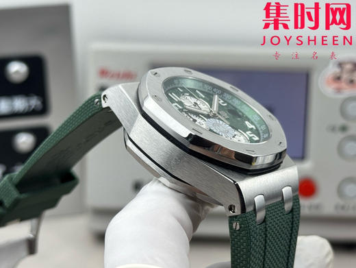 AP爱彼 OMF皇家橡树离岸计时系列 皇家橡树26238 男士腕表 12点位小秒盘，表盘尺寸是热门的42mm表径 商品图5