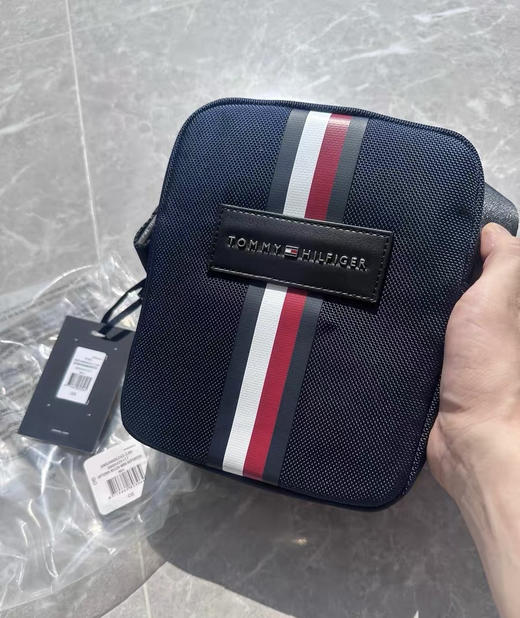 全新正品Tommy Hilfger美版汤米男女款通勤户外防水单肩包斜挎包 商品图0