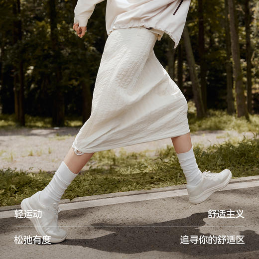 森马半身裙女冬季肌理夹棉松紧腰A字长裙抽绳2025新款温柔气球裙 商品图3