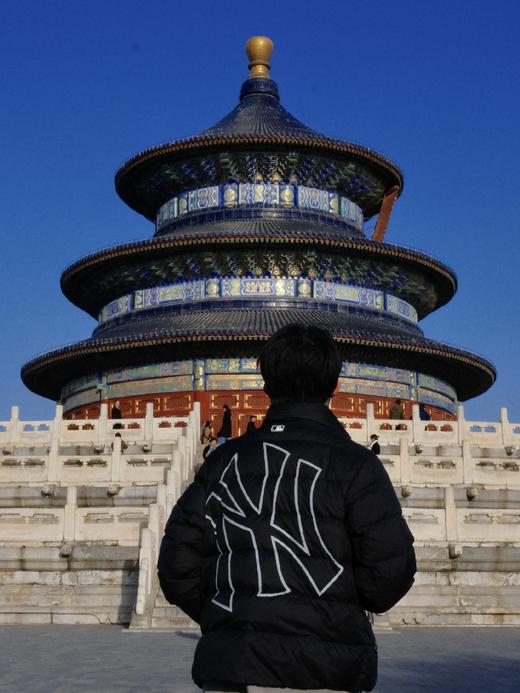 越南回货！正品保真，210件！90鸭绒！ 官网在售1899！mlb男女情侣款潮流保暖大logo加厚羽绒服 商品图5