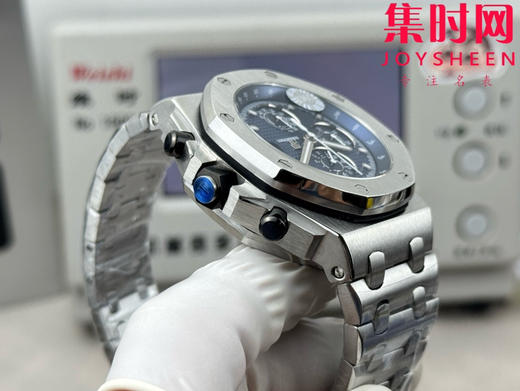 AP爱彼 OMF皇家橡树离岸计时系列 皇家橡树26238 男士腕表 12点位小秒盘，表盘尺寸是热门的42mm表径 商品图6