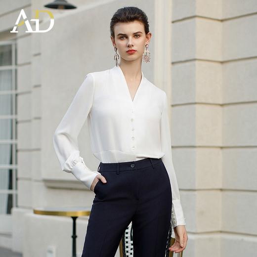 AD2024早春新款衬衫女新中式上衣时尚通勤白色衬衫内搭长袖工作服 商品图3