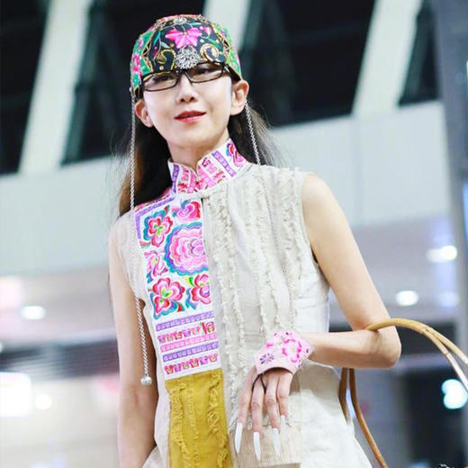 【杨丽萍老师同款 】花开朝颜绣花指套 | 粉色系 | 现货加急发 商品图1