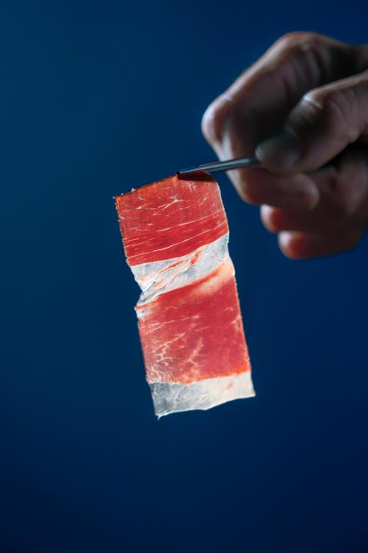 5J西班牙进口100%纯种黑猪橡果喂养伊比利亚黑标火腿后腿切片（40g*2包） 商品图2