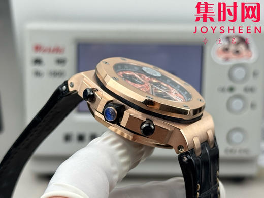 AP爱彼 OMF皇家橡树离岸计时系列 皇家橡树26238 男士腕表 12点位小秒盘，表盘尺寸是热门的42mm表径 商品图6