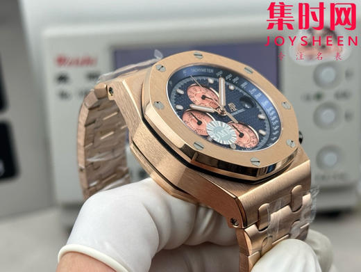 AP爱彼 OMF皇家橡树离岸计时系列 皇家橡树26238 男士腕表 12点位小秒盘，表盘尺寸是热门的42mm表径 商品图5