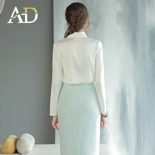 AD珠光白衬衫女法式名媛范长袖上衣2022新款职业装女神范套装裙子 商品图4