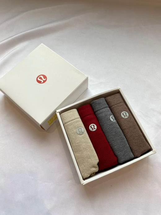 原单正品 LuLu高腰收腹提臀内裤/一盒4条装
4色，均码：135斤内 商品图2