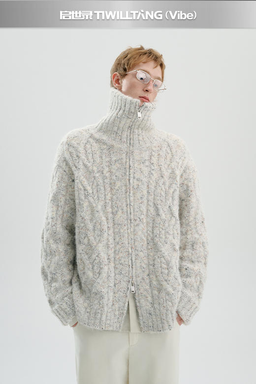 启世录TIWILLTANG“隙间曳影 ”高领拉链毛衫 商品图5