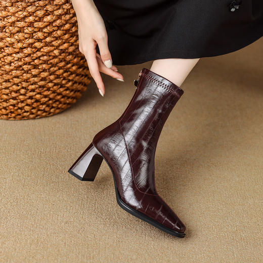 【预售5天】新款弹力瘦瘦靴粗跟方头女靴短靴高跟马丁靴秋冬靴子XME&898-809 商品图2