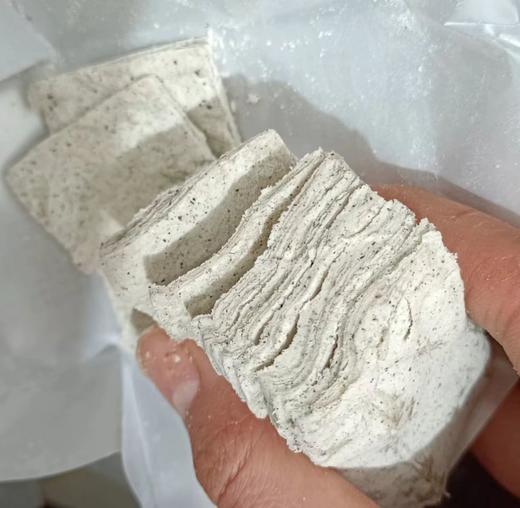 💥老式千层叠酥糖💰19.9到手14包【湖北特产酥糖】传统手工制作，📣4味任选！黑芝麻/白芝麻/桂花/花生，一口回到老时光！ ✅黑麻醇厚｜白麻清香｜桂花淡雅｜花生浓香，四种口味各有千秋 商品图6