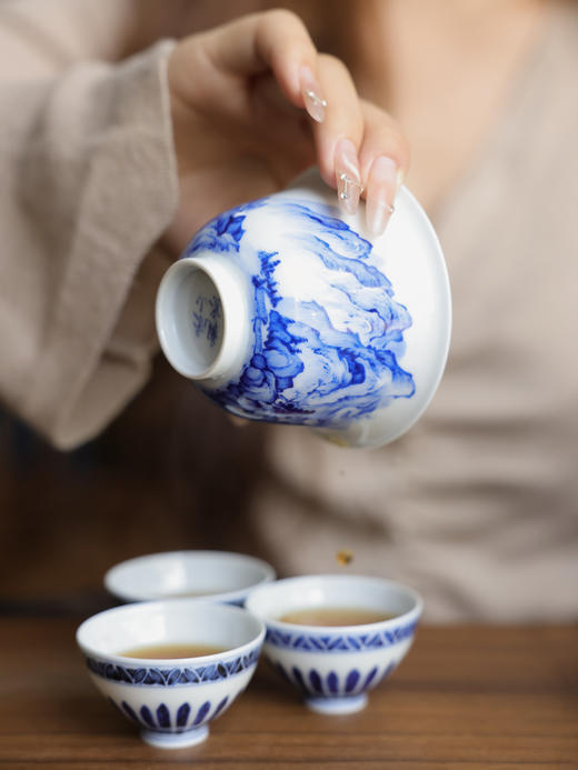 【宋山观窑】仿宋山水重工薄胎二才盖碗满容约150cc/杯子30cc 商品图1