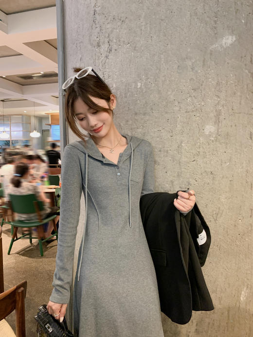 【179元任选2件】最后一波现货！2色连帽连衣长裙 商品图11
