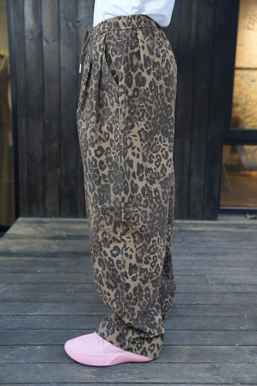 W532832678豹纹休闲裤 商品图1